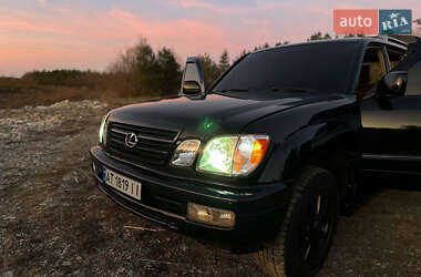 Позашляховик / Кросовер Lexus LX 2003 в 