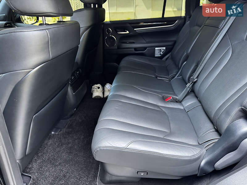 Позашляховик / Кросовер Lexus LX 2021 в Києві