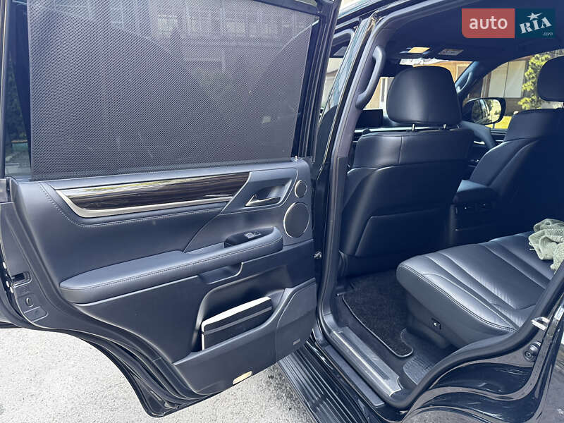 Позашляховик / Кросовер Lexus LX 2021 в Києві