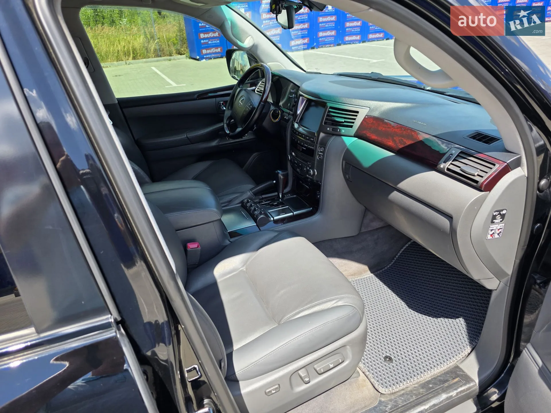 2010 Lexus LX - мініатюра 4