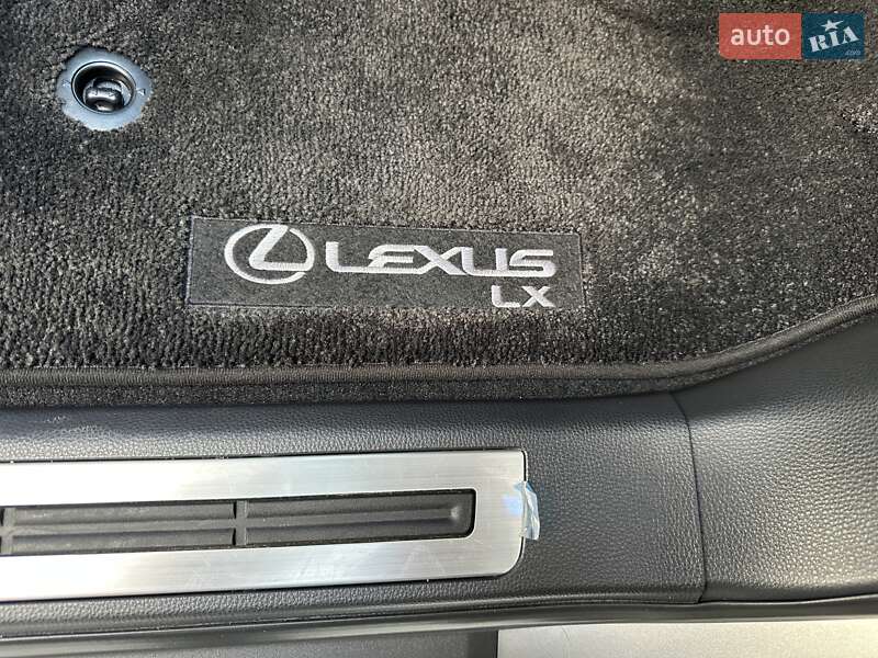Внедорожник / Кроссовер Lexus LX 2022 в Киеве