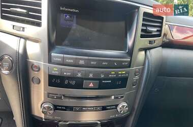 Позашляховик / Кросовер Lexus LX 2012 в 