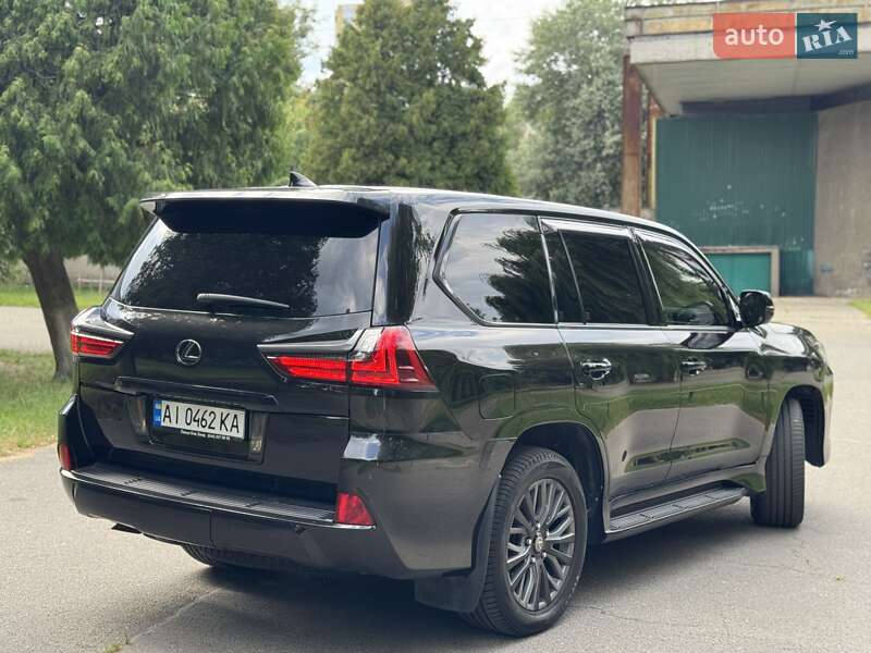 Позашляховик / Кросовер Lexus LX 2016 в Києві