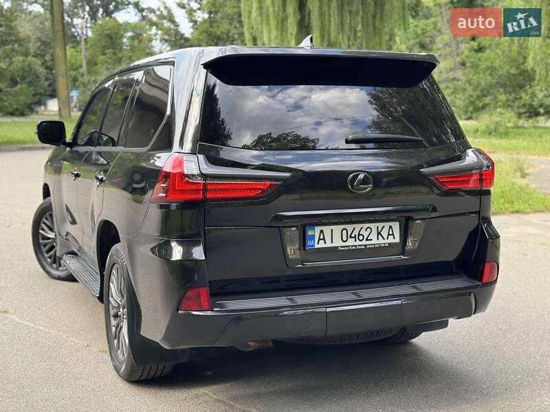 Позашляховик / Кросовер Lexus LX 2016 в Києві