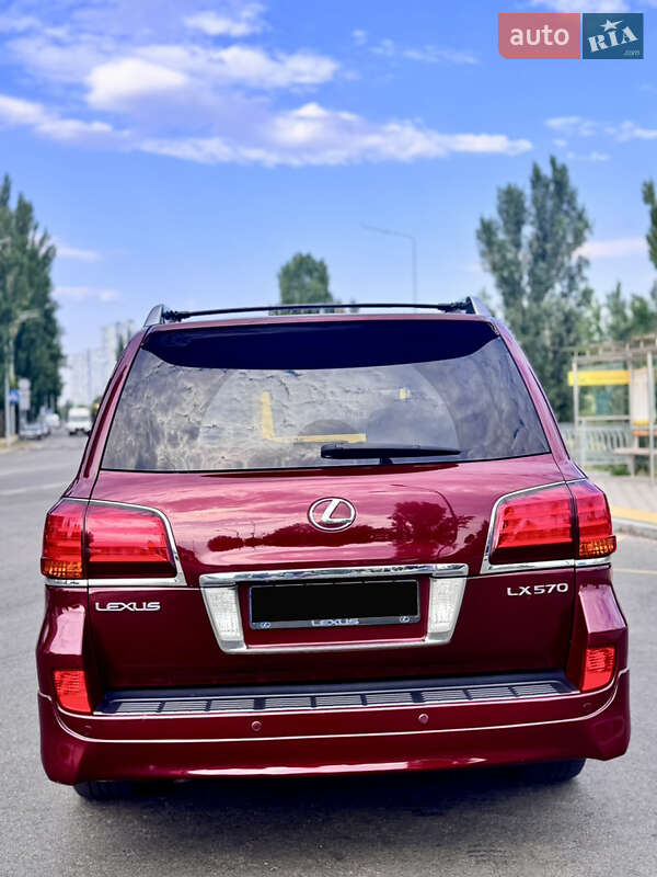 Позашляховик / Кросовер Lexus LX 2010 в Києві