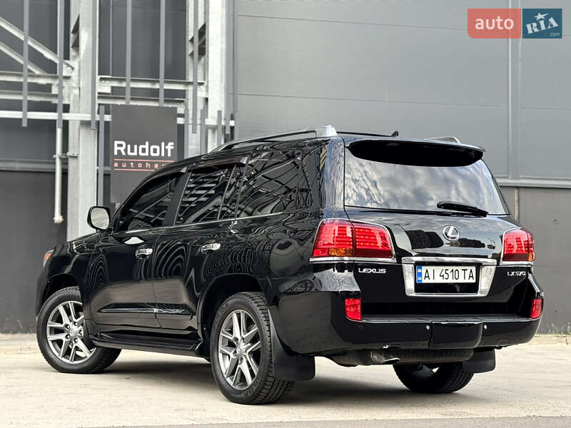 Внедорожник / Кроссовер Lexus LX 2010 в Киеве