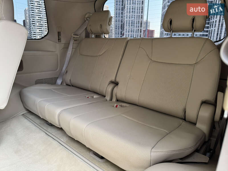 Внедорожник / Кроссовер Lexus LX 2010 в Киеве