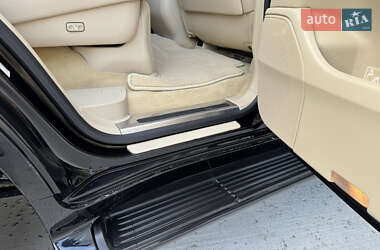 Позашляховик / Кросовер Lexus LX 2010 в 