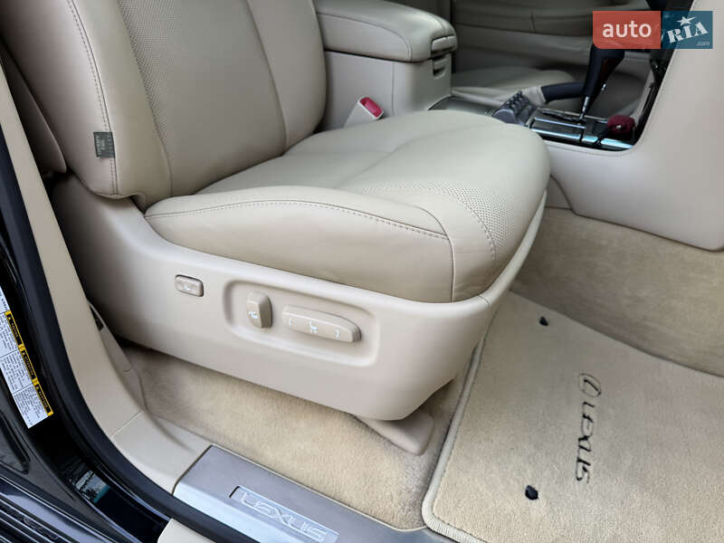 Внедорожник / Кроссовер Lexus LX 2010 в Киеве