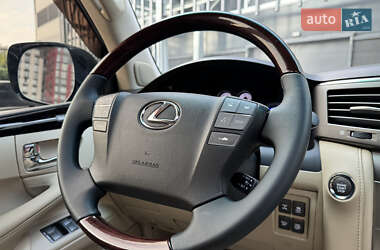 Позашляховик / Кросовер Lexus LX 2010 в 