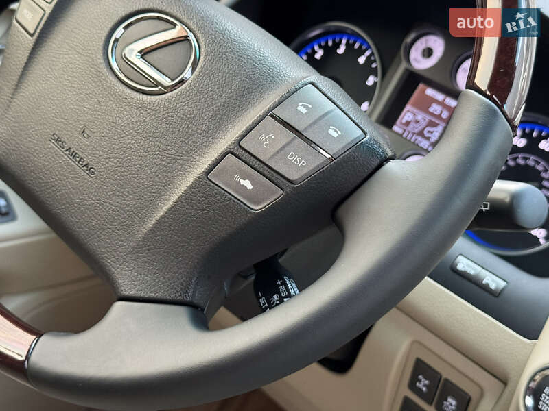 Внедорожник / Кроссовер Lexus LX 2010 в Киеве