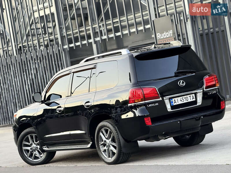 Внедорожник / Кроссовер Lexus LX 2010 в Киеве