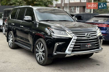 Внедорожник / Кроссовер Lexus LX 2017 в 