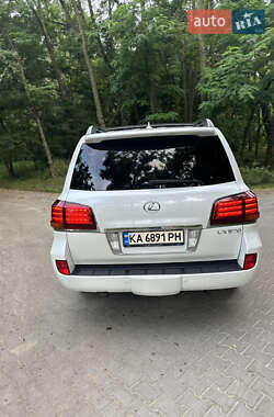 Позашляховик / Кросовер Lexus LX 2011 в 