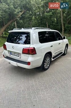 Позашляховик / Кросовер Lexus LX 2011 в 