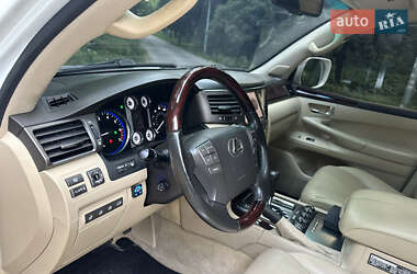 Позашляховик / Кросовер Lexus LX 2011 в 