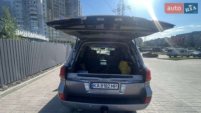 Внедорожник / Кроссовер Lexus LX 2008 в Днепре