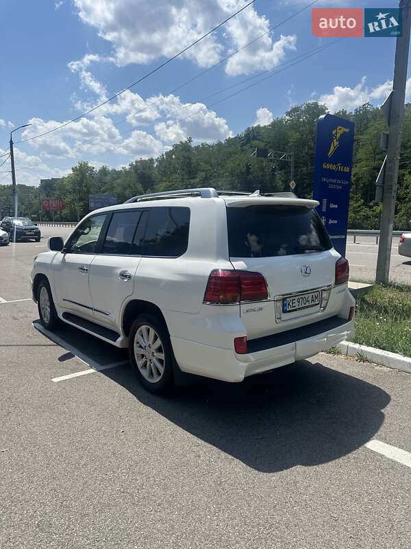 Позашляховик / Кросовер Lexus LX 2008 в Дніпрі