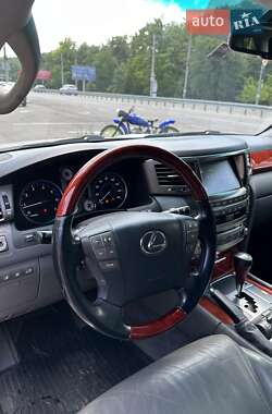 Внедорожник / Кроссовер Lexus LX 2008 в 