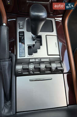 Позашляховик / Кросовер Lexus LX 2014 в 