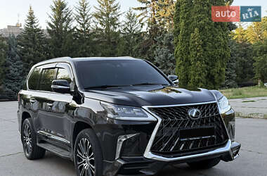 Позашляховик / Кросовер Lexus LX 2016 в 