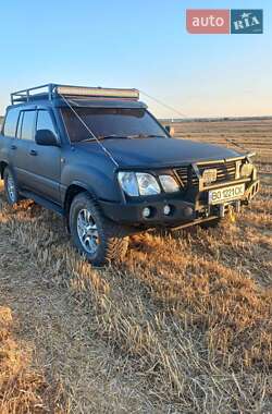 Внедорожник / Кроссовер Lexus LX 2000 в 