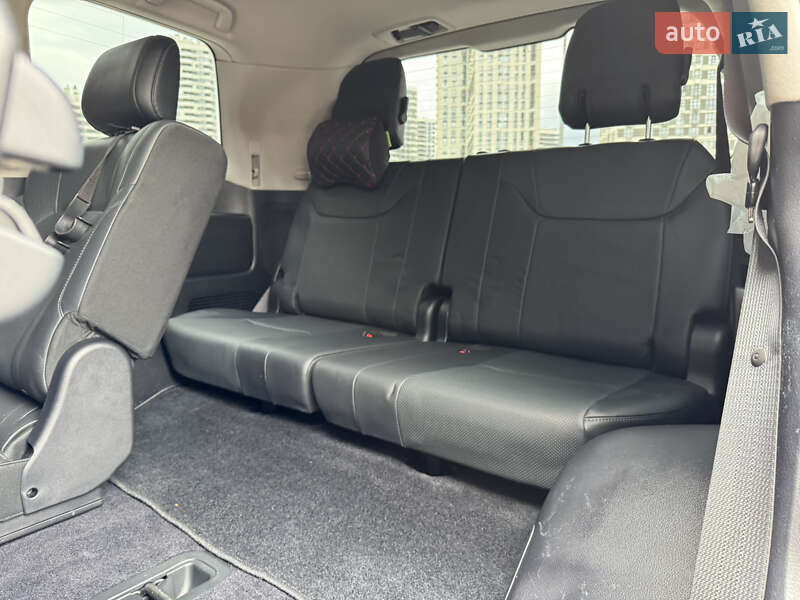 Позашляховик / Кросовер Lexus LX 2016 в Києві