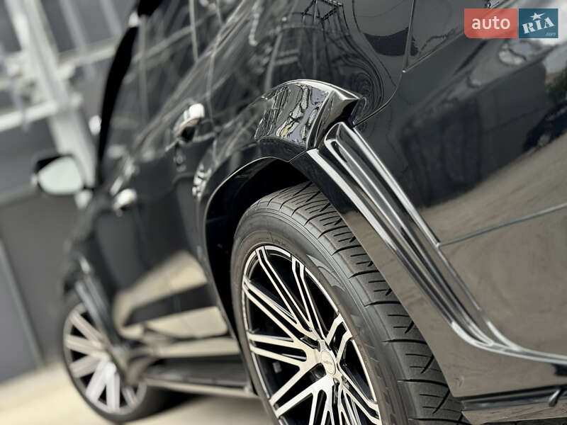 Позашляховик / Кросовер Lexus LX 2016 в Києві