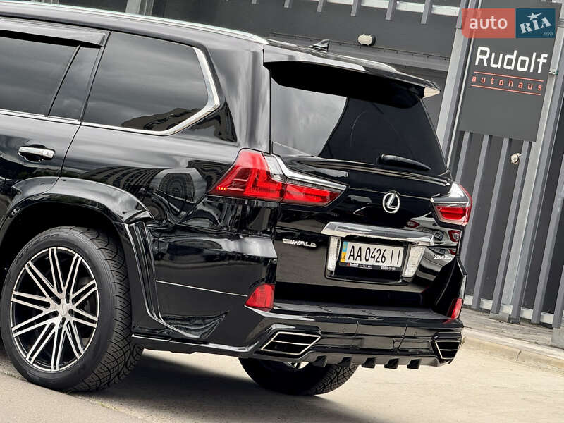 Позашляховик / Кросовер Lexus LX 2016 в Києві