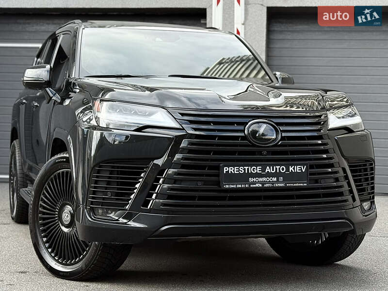 Внедорожник / Кроссовер Lexus LX 2022 в 
