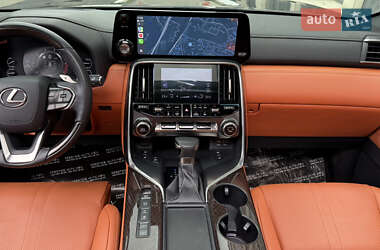 Внедорожник / Кроссовер Lexus LX 2022 в 