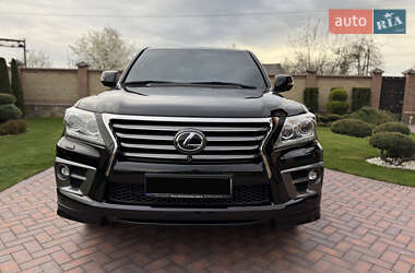 Внедорожник / Кроссовер Lexus LX 2014 в 