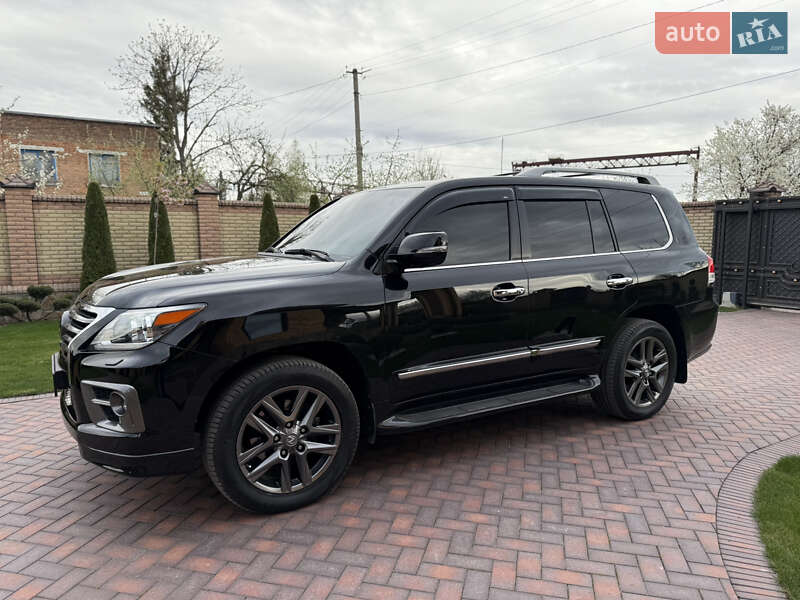 Внедорожник / Кроссовер Lexus LX 2014 в Сарнах