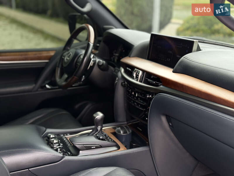 Внедорожник / Кроссовер Lexus LX 2019 в Днепре