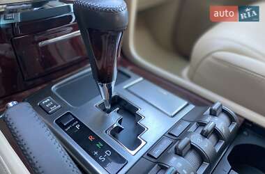 Позашляховик / Кросовер Lexus LX 2011 в 