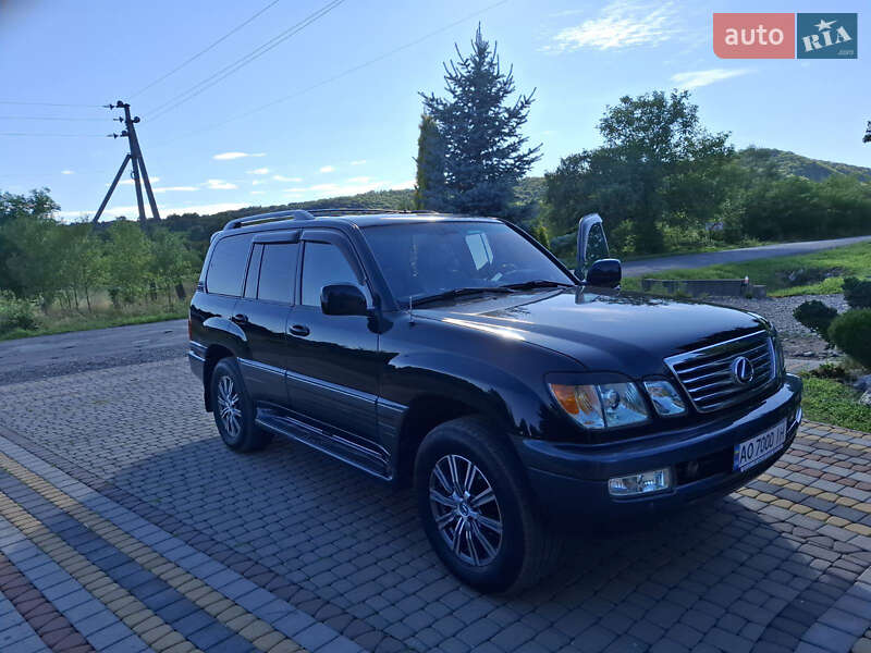 Lexus LX 2007