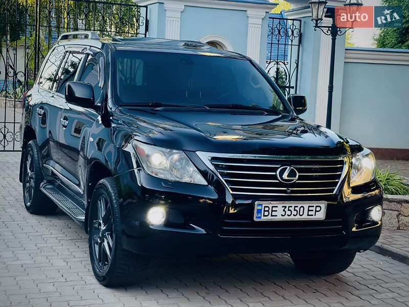 Lexus LX 2008
