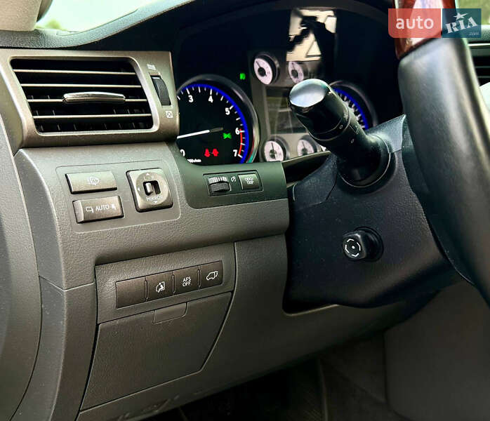 Внедорожник / Кроссовер Lexus LX 2010 в Днепре