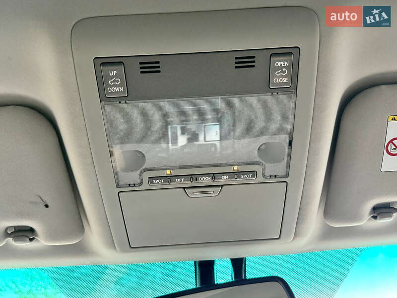 Внедорожник / Кроссовер Lexus LX 2010 в Днепре