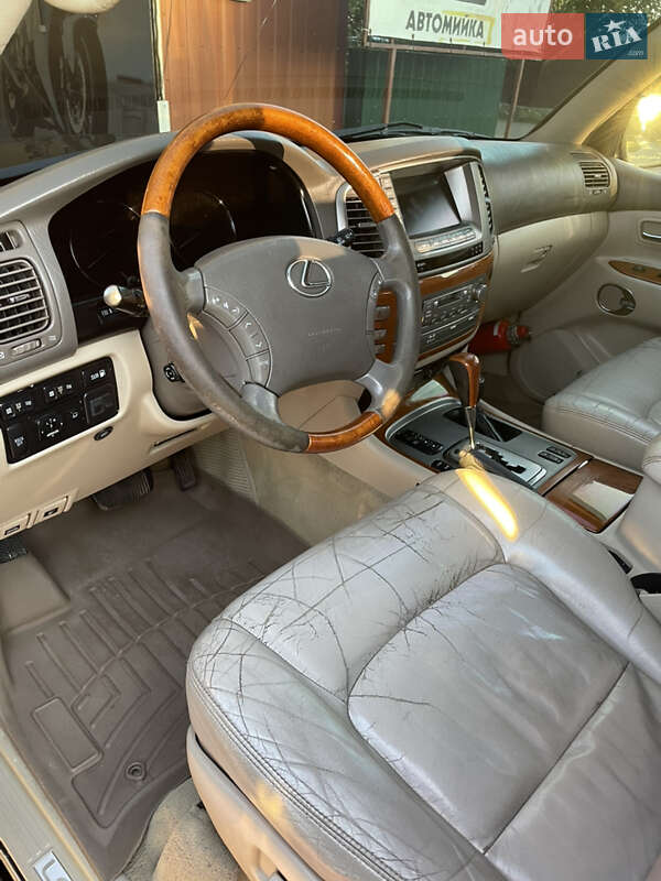 Внедорожник / Кроссовер Lexus LX 2006 в Кропивницком