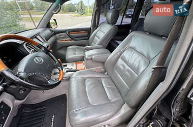 Внедорожник / Кроссовер Lexus LX 2004 в 