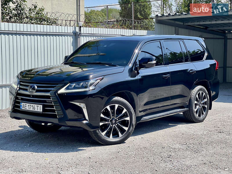 Внедорожник / Кроссовер Lexus LX 2017 в Каменском