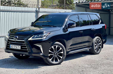 Внедорожник / Кроссовер Lexus LX 2017 в 