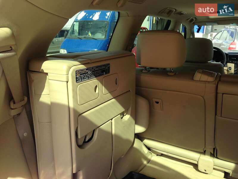 Позашляховик / Кросовер Lexus LX 2008 в Чернівцях