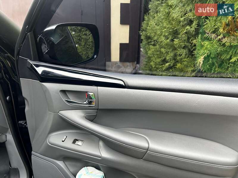 Позашляховик / Кросовер Lexus LX 2008 в Харкові