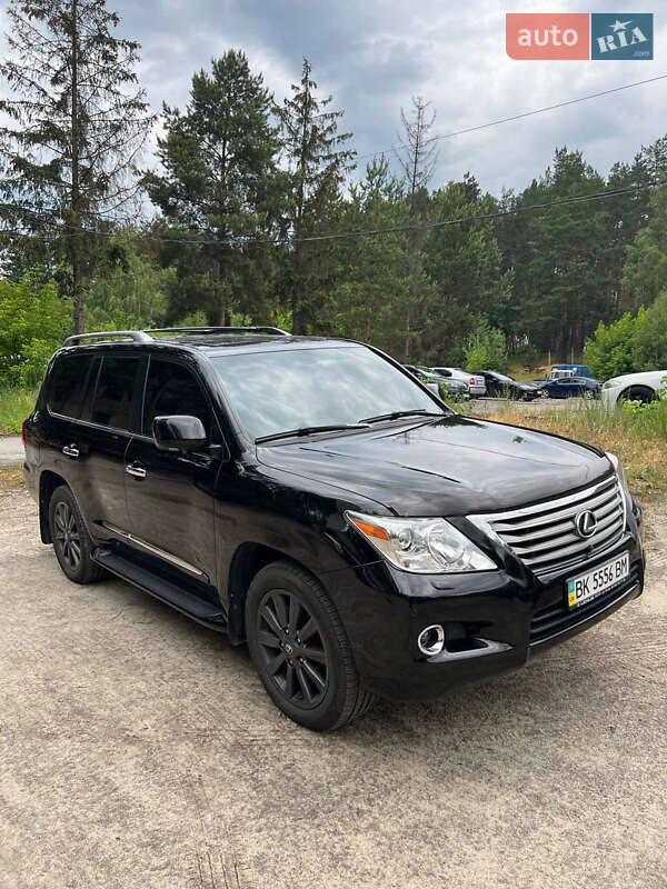 Lexus LX 2008