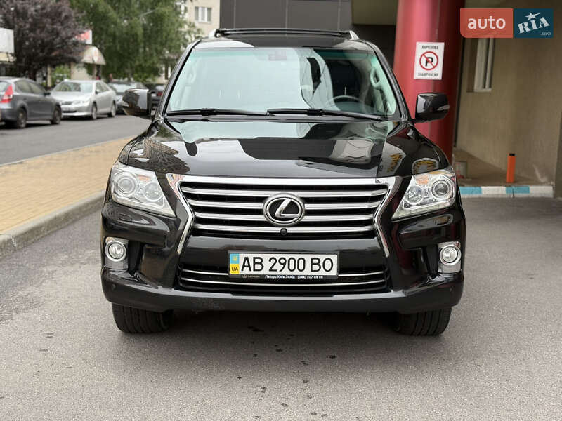 Lexus LX 2012