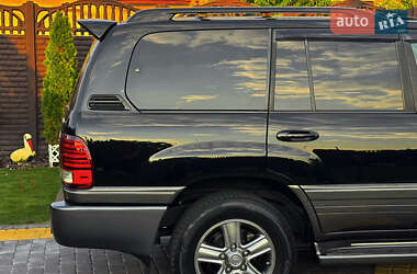 Внедорожник / Кроссовер Lexus LX 2006 в 