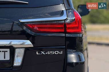 Внедорожник / Кроссовер Lexus LX 2017 в 