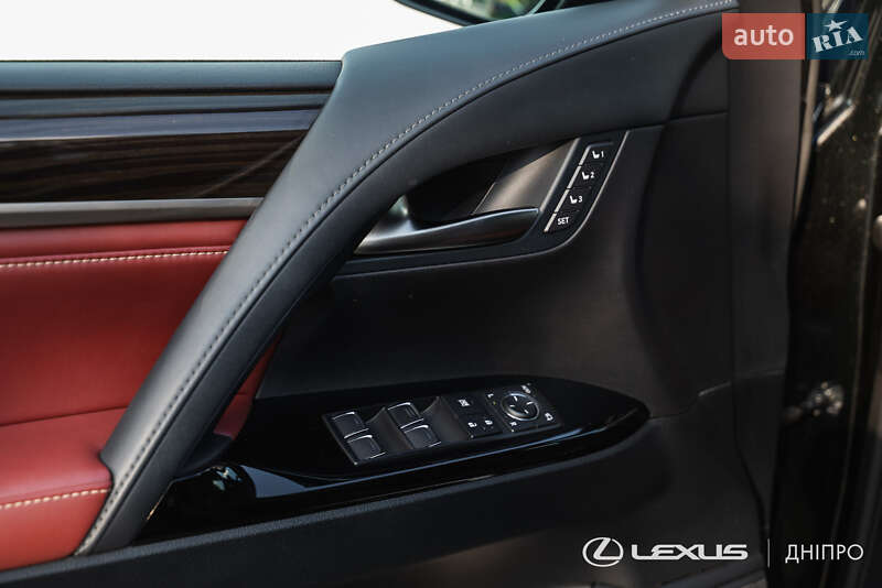 Внедорожник / Кроссовер Lexus LX 2019 в Днепре